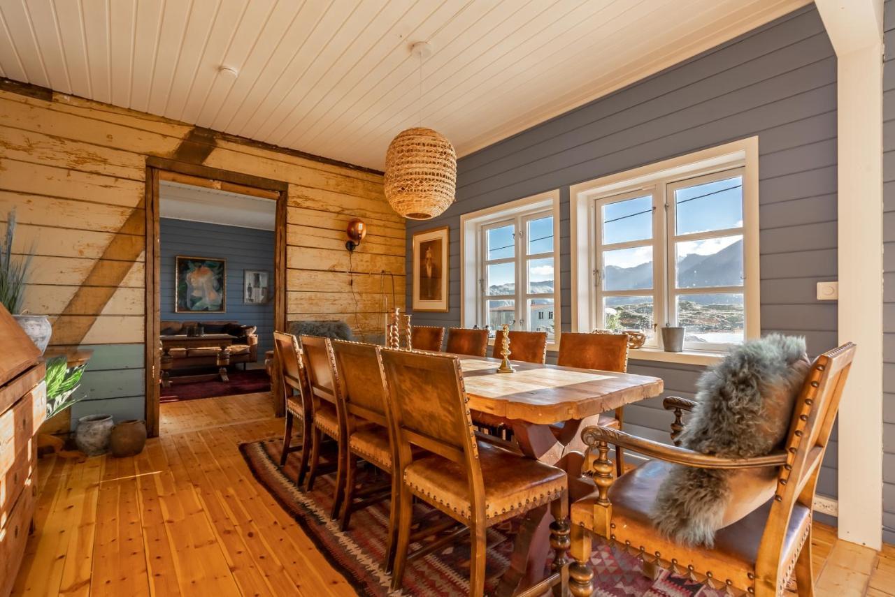 Villa Borgvag - A Unique Seafront Villa In The Heart Of Lofoten Bostad Exterior foto